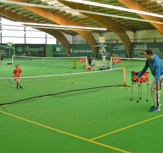 Kids-Tennis-Sportcenter-Ägeri